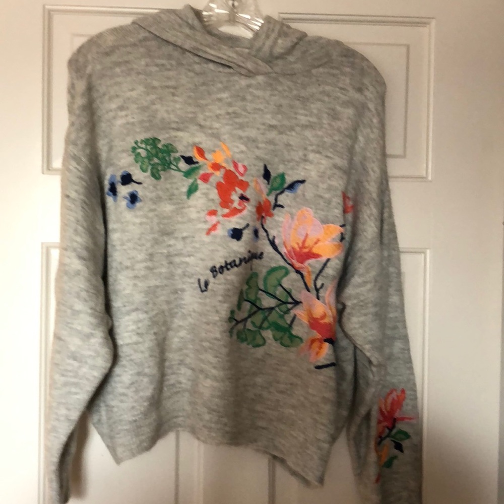 Sweater with a hood from H&M
